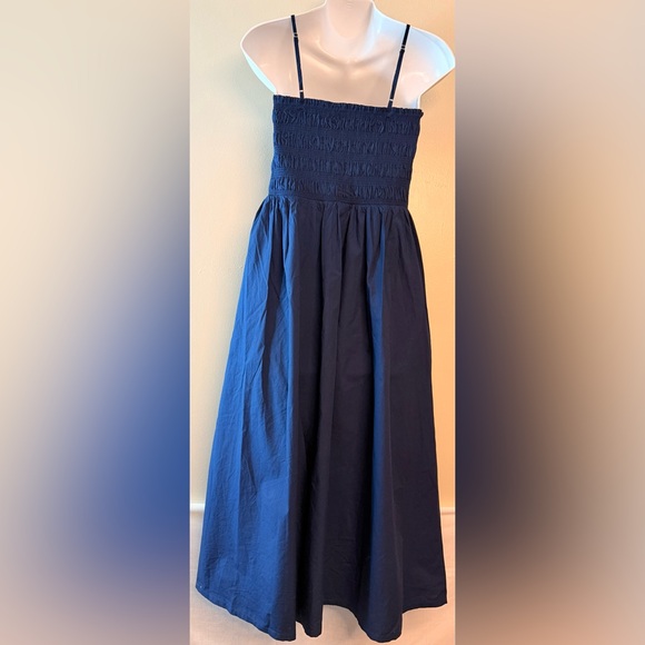 LOFT Poplin Smocked Strappy Maxi Pocket  Navy‎ Blue Midi Dress size Medium - Picture 5 of 10